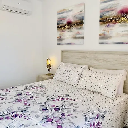 South Corner Nyaraló