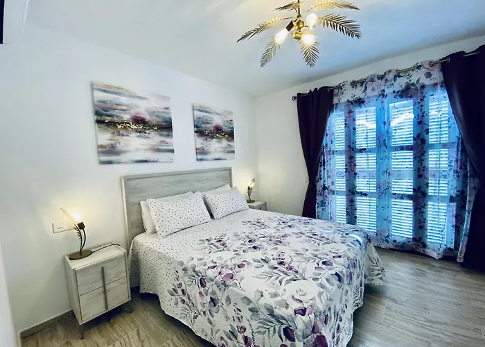 South Corner 阿德耶